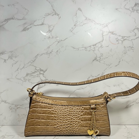 Worthington Handbags - Vintage Worthington Gold Faux Alligator Print Small Shoulder Bag With Strap.